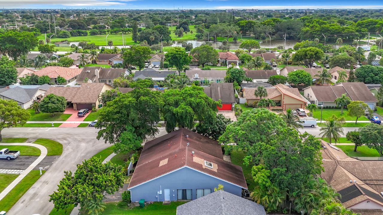 For Sale: $579,000 (4 beds, 2 baths, 2181 Square Feet)