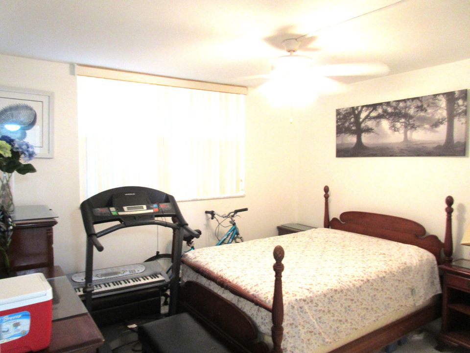 For Rent: $2,550 (2 beds, 2 baths, 1029 Square Feet)