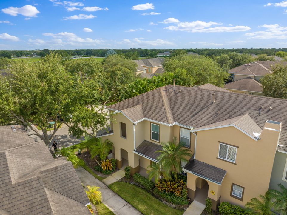 For Sale: $299,000 (3 beds, 2 baths, 1679 Square Feet)