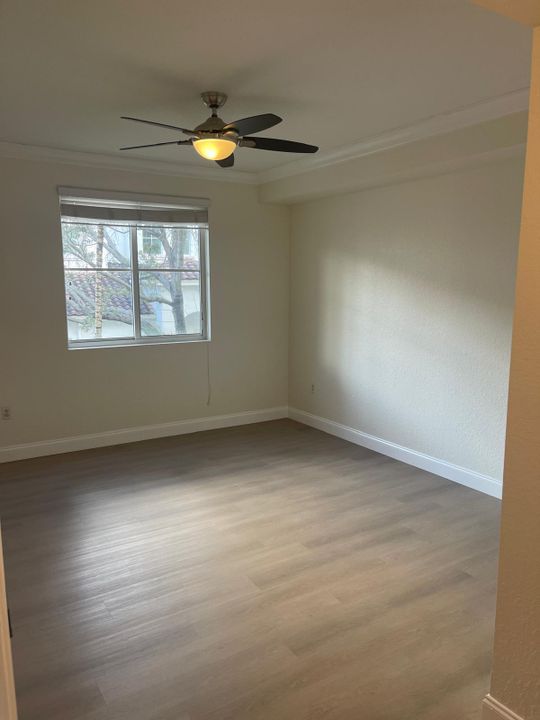 For Rent: $2,400 (2 beds, 2 baths, 1164 Square Feet)