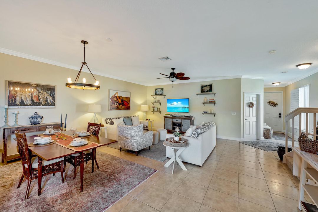 For Sale: $445,000 (3 beds, 2 baths, 2302 Square Feet)