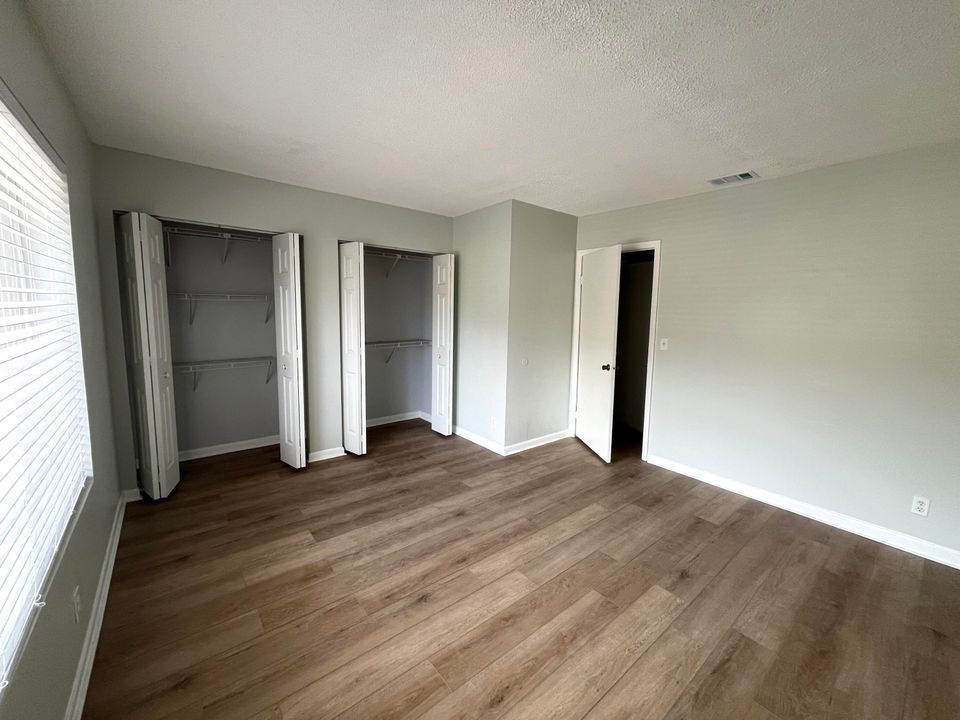 For Rent: $1,650 (1 beds, 1 baths, 768 Square Feet)