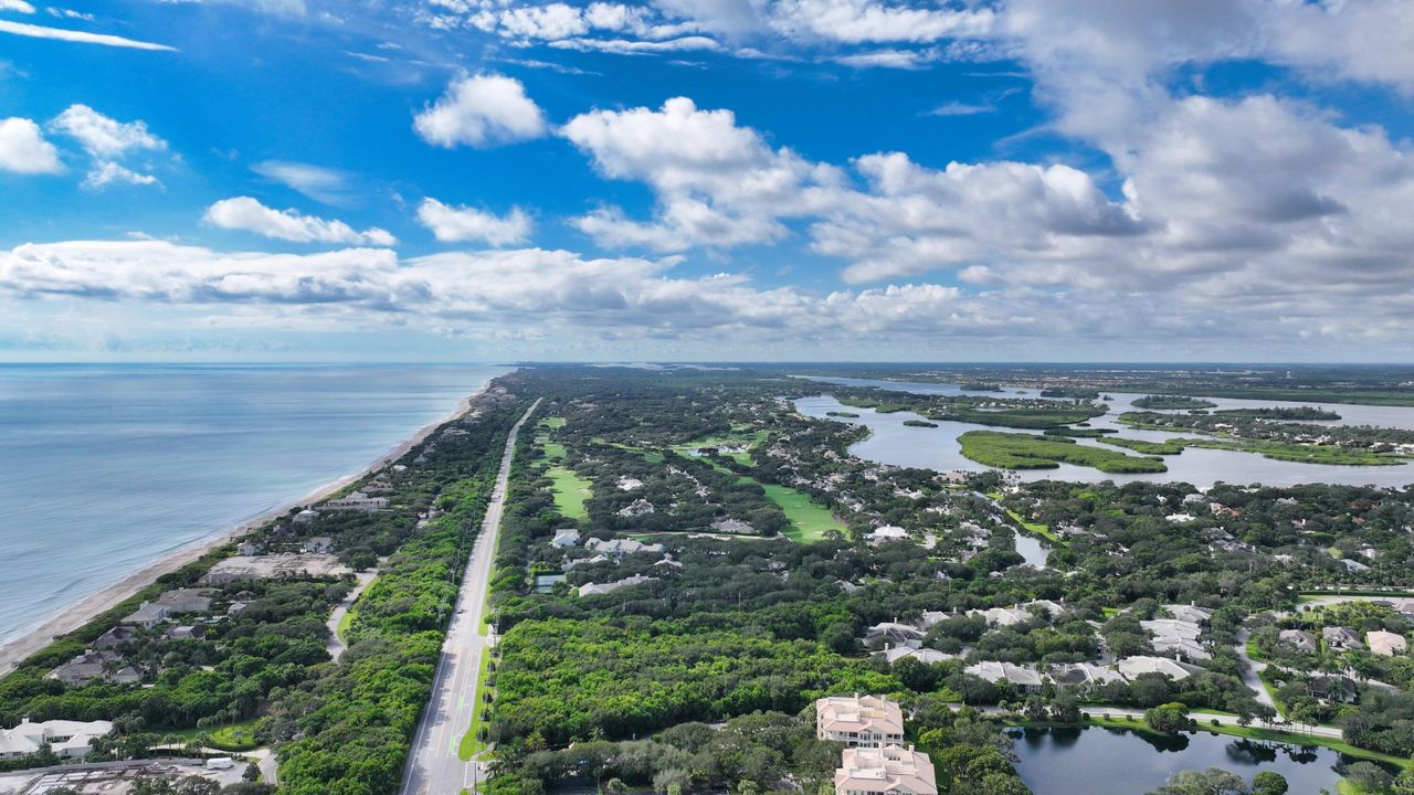 For Sale: $1,189,000 (3 beds, 3 baths, 2729 Square Feet)