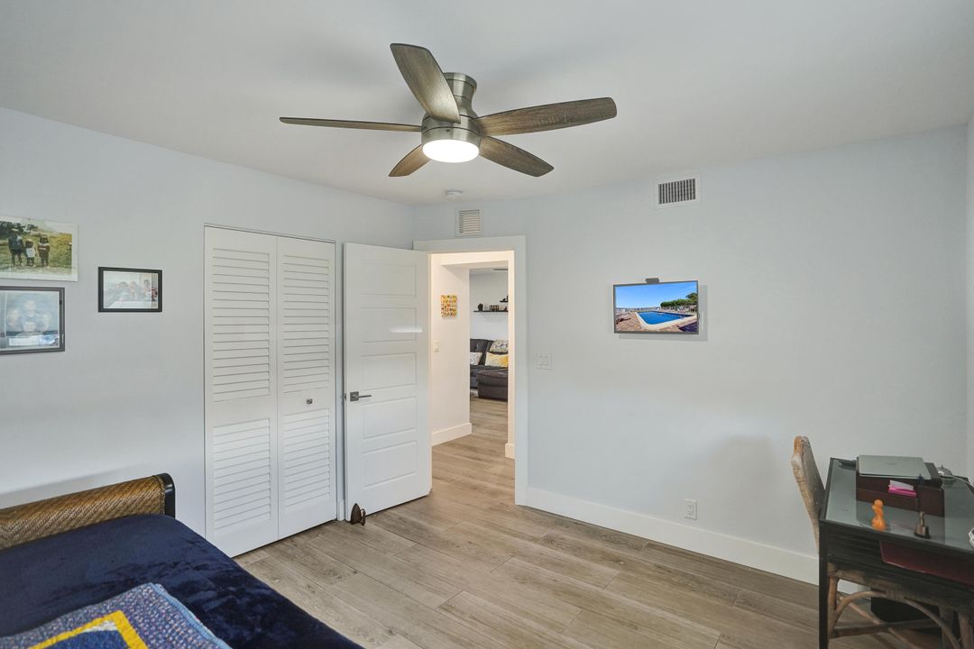 For Sale: $484,900 (2 beds, 2 baths, 899 Square Feet)