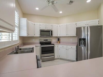 For Sale: $365,000 (2 beds, 2 baths, 1745 Square Feet)