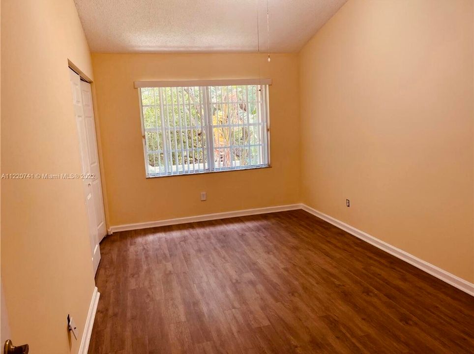 For Rent: $3,400 (3 beds, 2 baths, 1819 Square Feet)