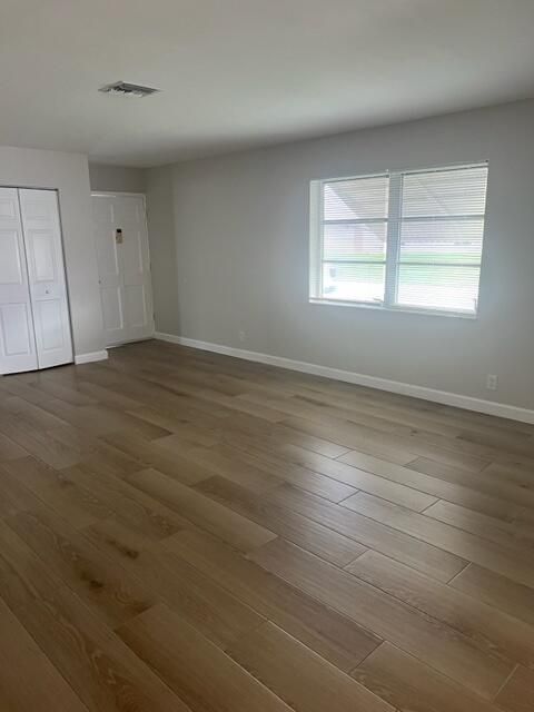 For Rent: $2,750 (2 beds, 2 baths, 1320 Square Feet)