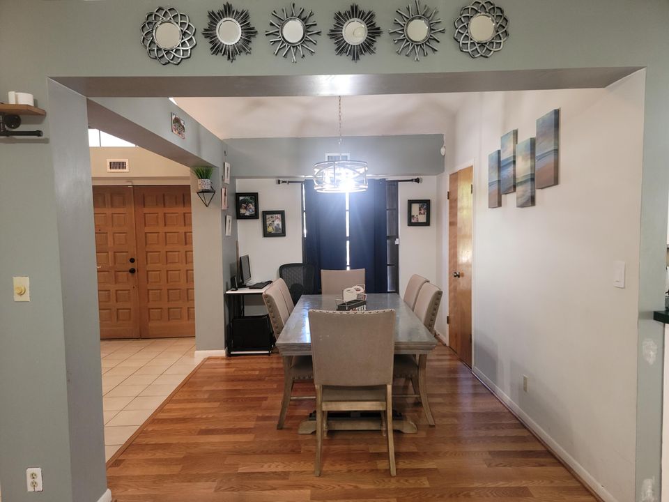 En Venta: $399,900 (3 camas, 2 baños, 1915 Pies cuadrados)