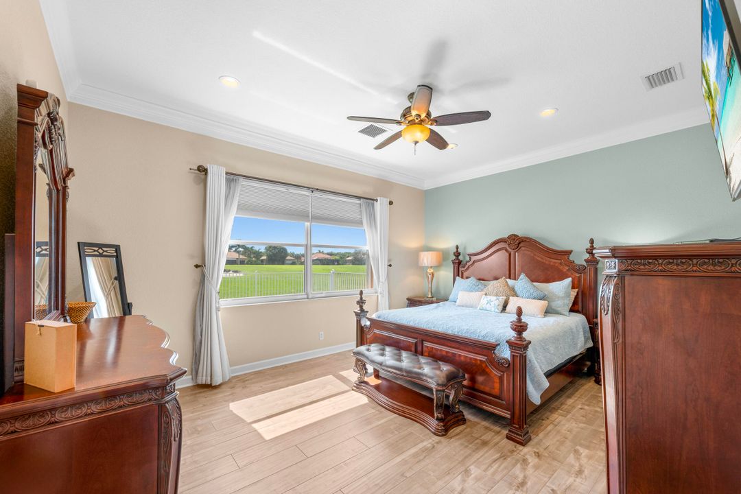 For Sale: $489,500 (3 beds, 2 baths, 2241 Square Feet)