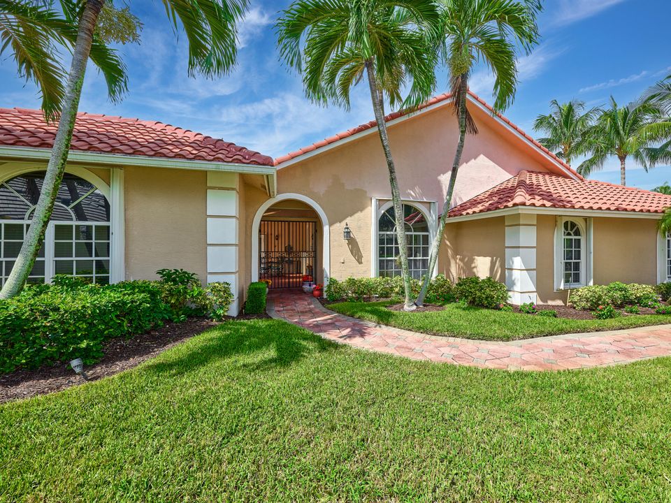 For Sale: $1,150,000 (3 beds, 3 baths, 2369 Square Feet)