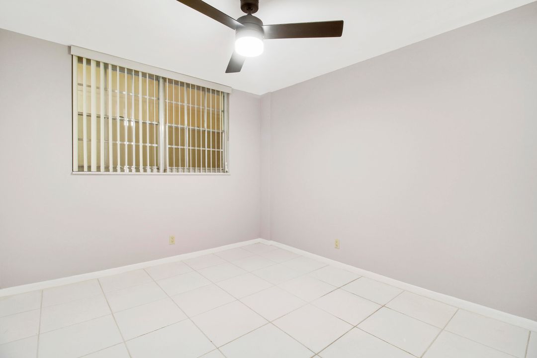 For Rent: $2,000 (2 beds, 2 baths, 984 Square Feet)