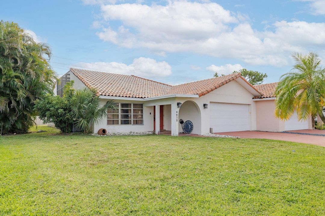 For Sale: $360,000 (3 beds, 2 baths, 1769 Square Feet)