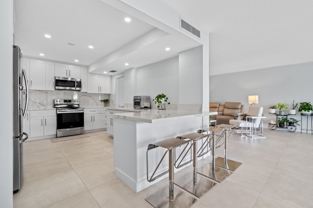 For Sale: $1,200,000 (2 beds, 2 baths, 2045 Square Feet)