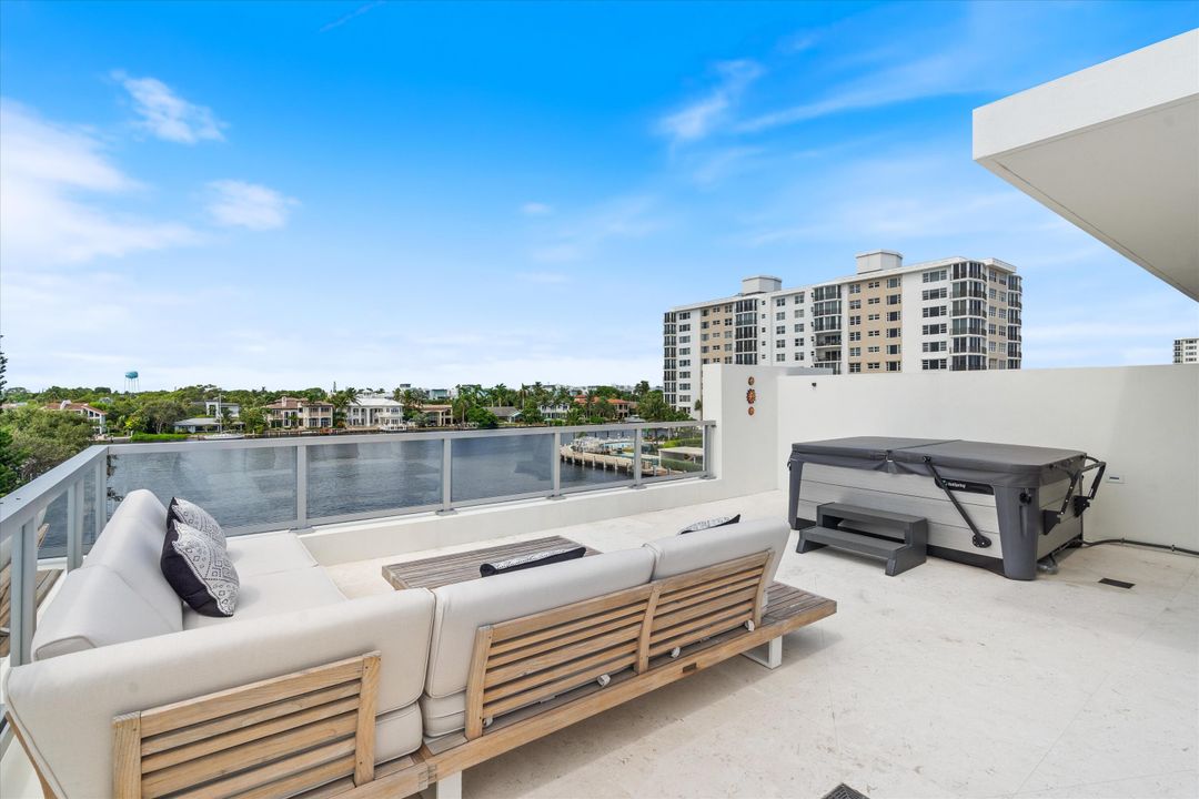 Active With Contract: $6,295,000 (4 beds, 4 baths, 3845 Square Feet)