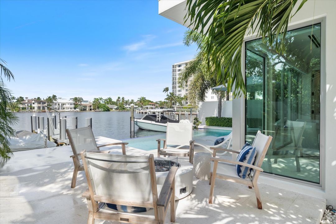 Active With Contract: $6,295,000 (4 beds, 4 baths, 3845 Square Feet)