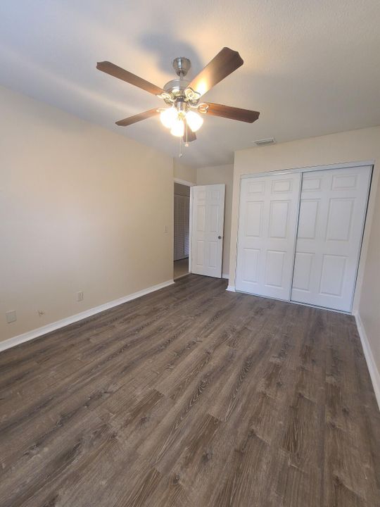 Active With Contract: $2,285 (3 beds, 2 baths, 1312 Square Feet)