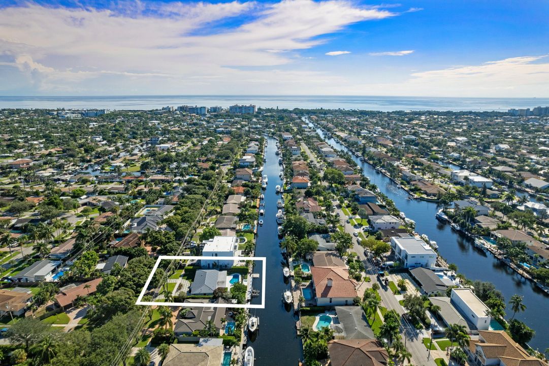 Active With Contract: $2,200,000 (3 beds, 2 baths, 1820 Square Feet)