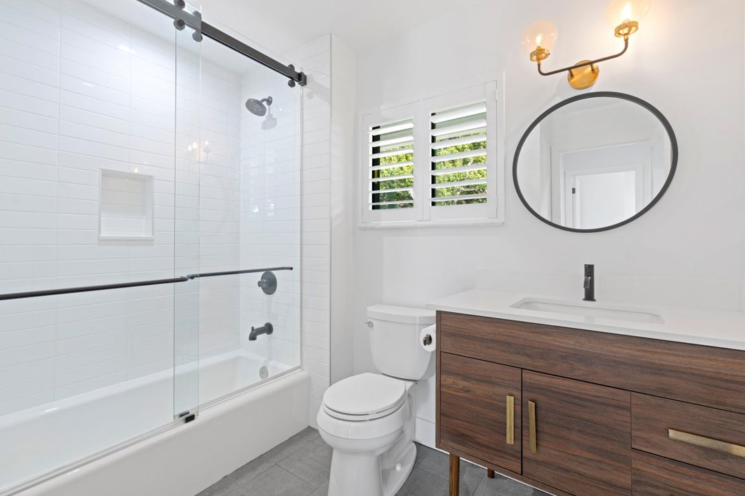 Active With Contract: $2,200,000 (3 beds, 2 baths, 1820 Square Feet)