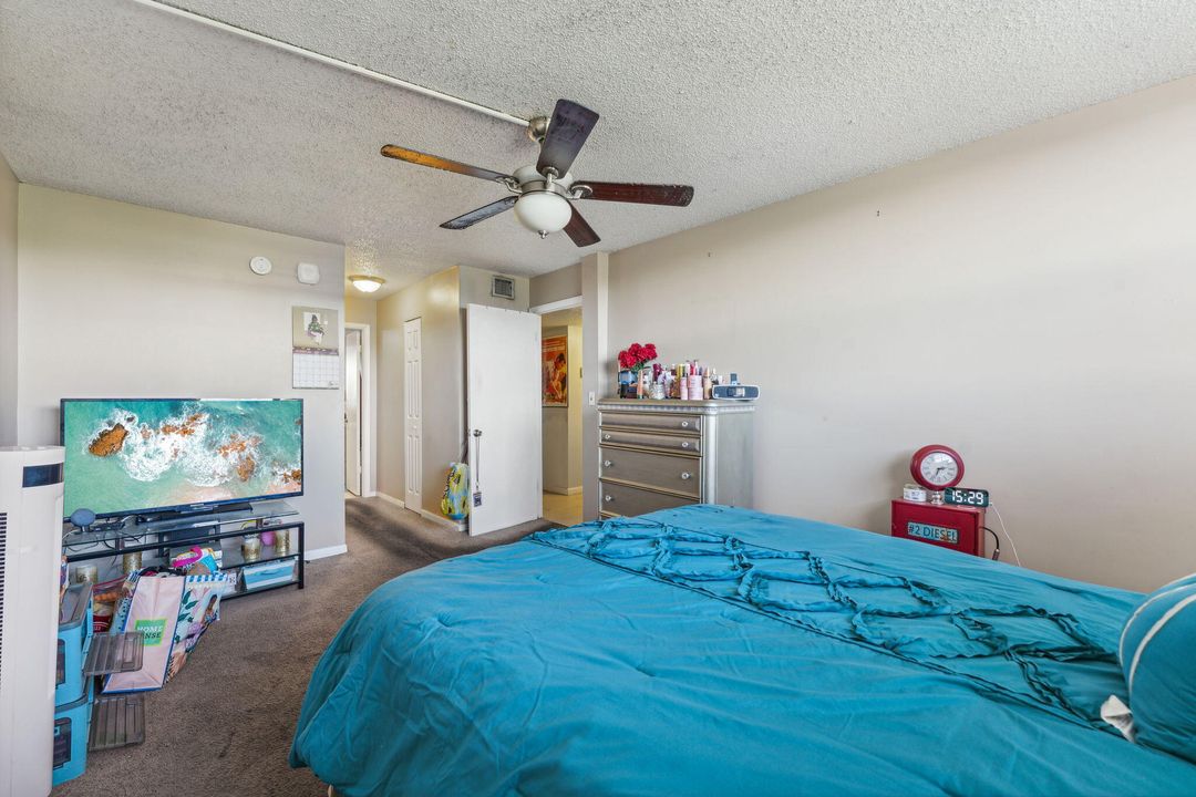 For Sale: $150,000 (2 beds, 2 baths, 1133 Square Feet)