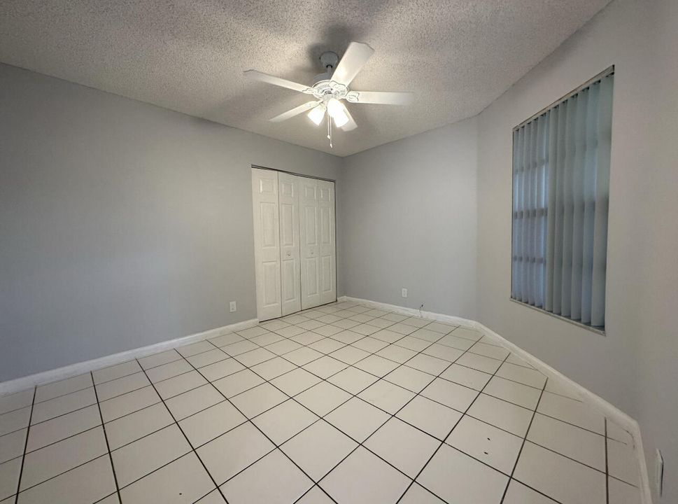 For Rent: $3,200 (3 beds, 2 baths, 1571 Square Feet)