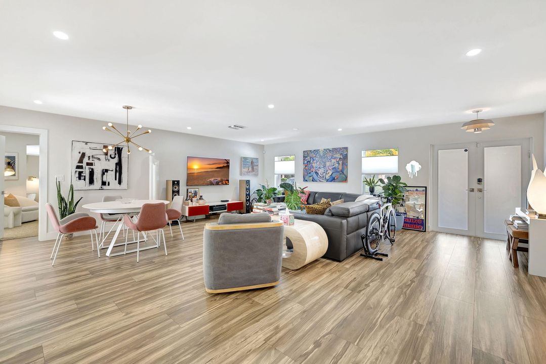 For Sale: $1,695,000 (4 beds, 3 baths, 2917 Square Feet)