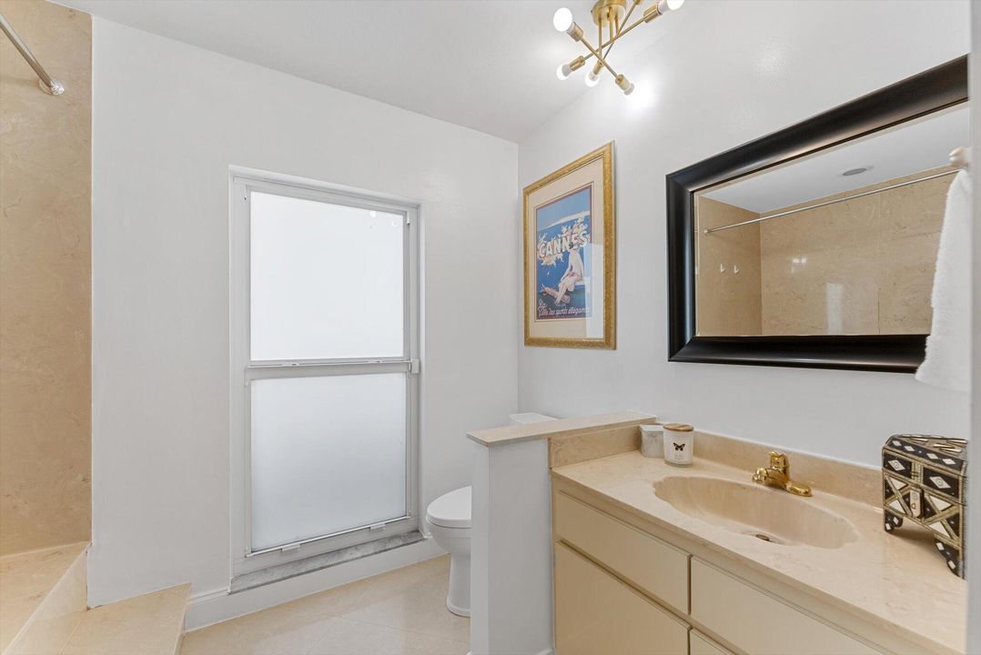 待售: $699,000 (3 贝兹, 2 浴室, 1724 平方英尺)