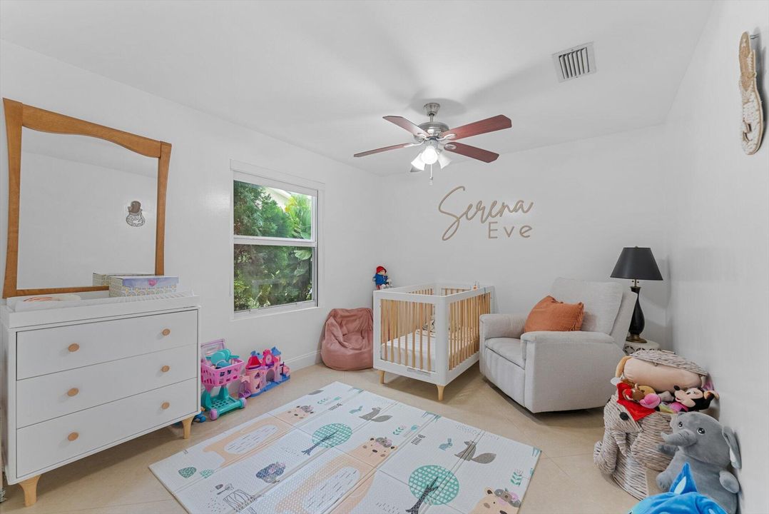 待售: $699,000 (3 贝兹, 2 浴室, 1724 平方英尺)