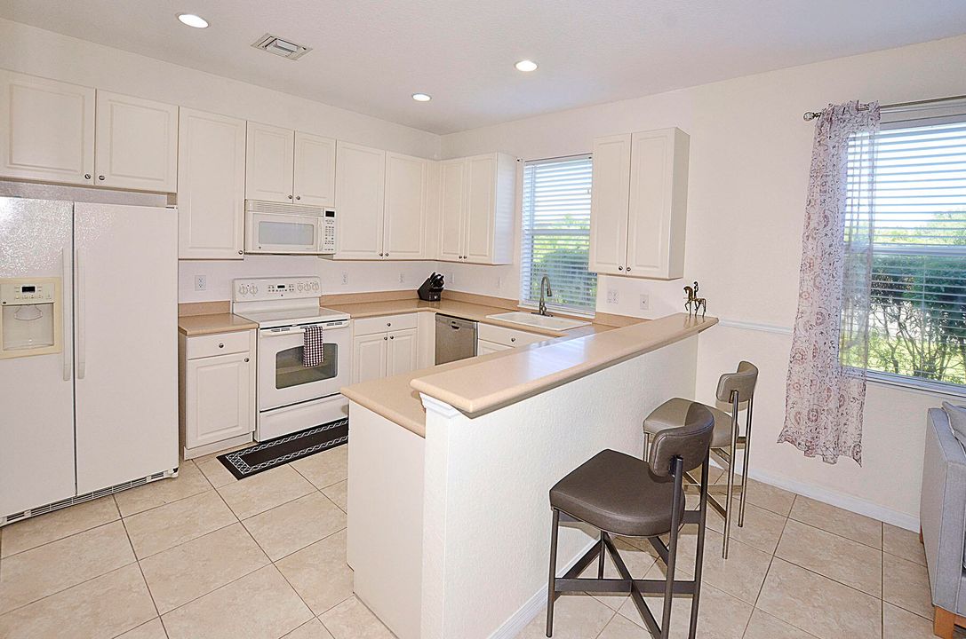 For Sale: $400,000 (4 beds, 2 baths, 2126 Square Feet)