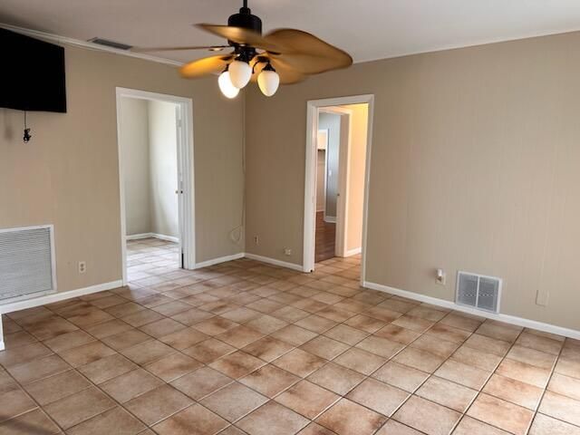 For Rent: $3,800 (3 beds, 2 baths, 1474 Square Feet)