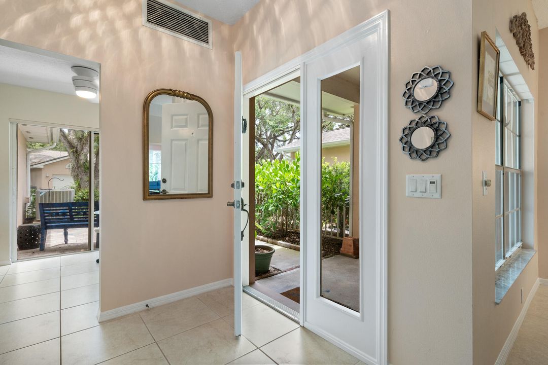 For Sale: $445,000 (3 beds, 2 baths, 1733 Square Feet)