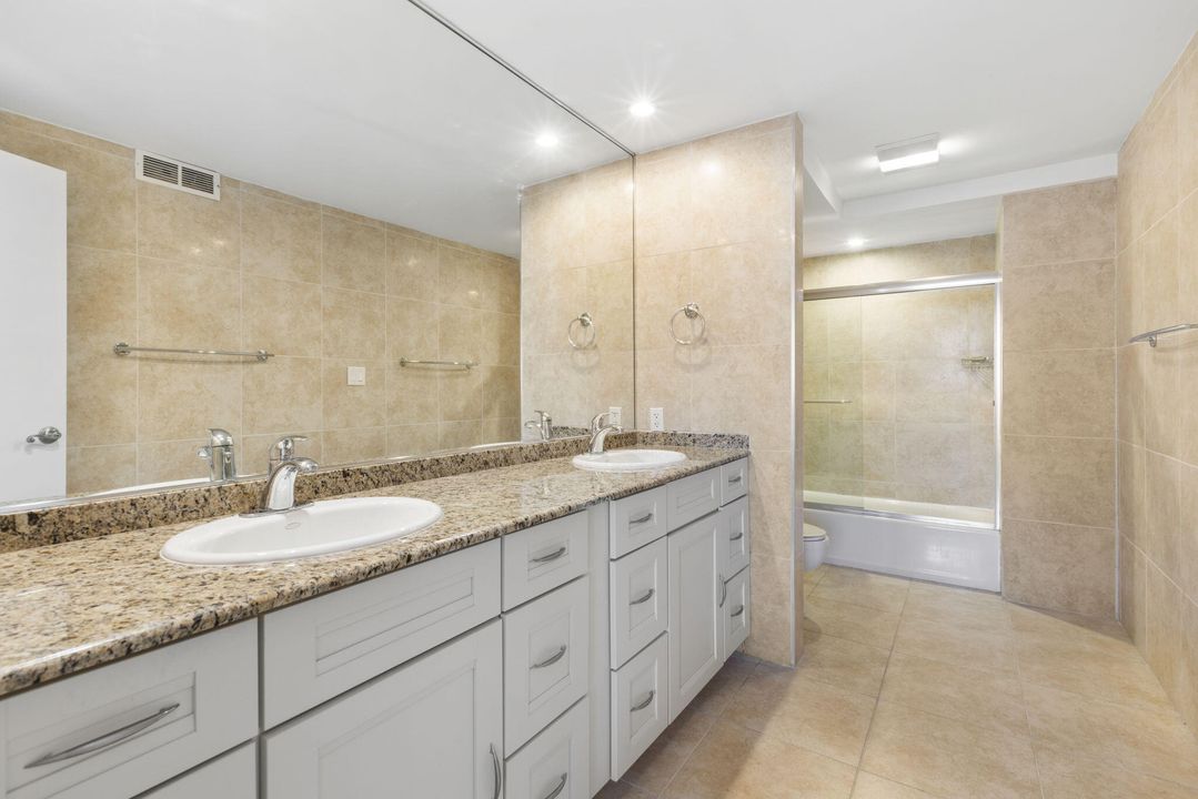 Active With Contract: $8,500 (2 beds, 2 baths, 1389 Square Feet)