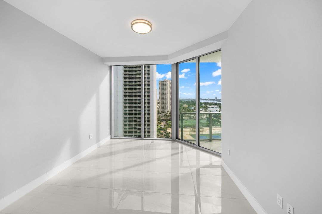 For Sale: $2,475,000 (2 beds, 2 baths, 1755 Square Feet)