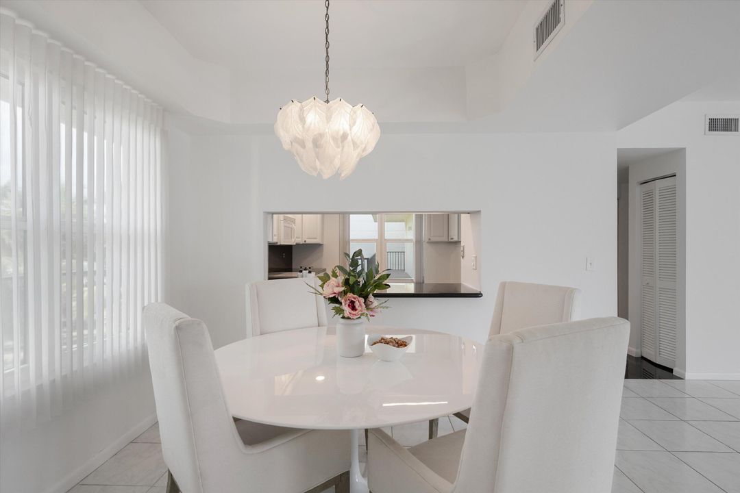 For Sale: $419,888 (2 beds, 2 baths, 1425 Square Feet)