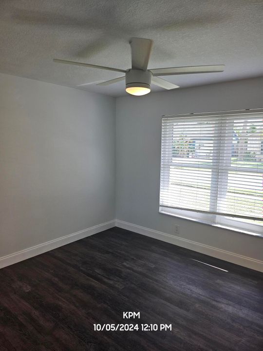 For Rent: $4,400 (4 beds, 2 baths, 1600 Square Feet)