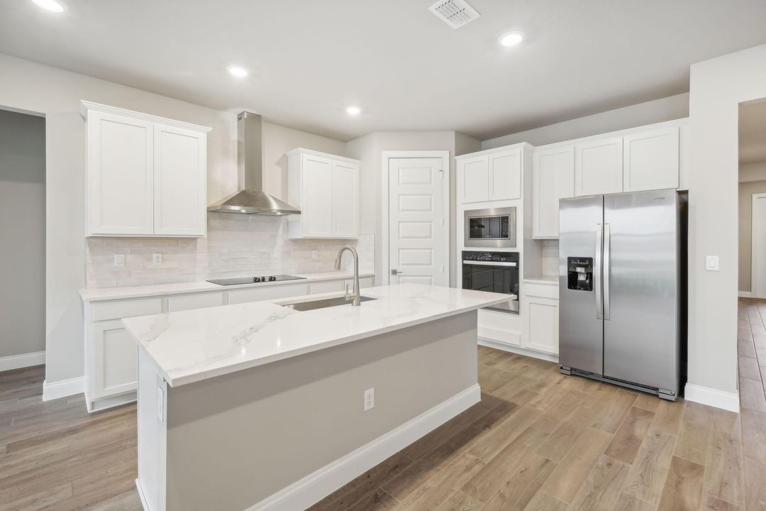 For Sale: $539,840 (3 beds, 2 baths, 2181 Square Feet)