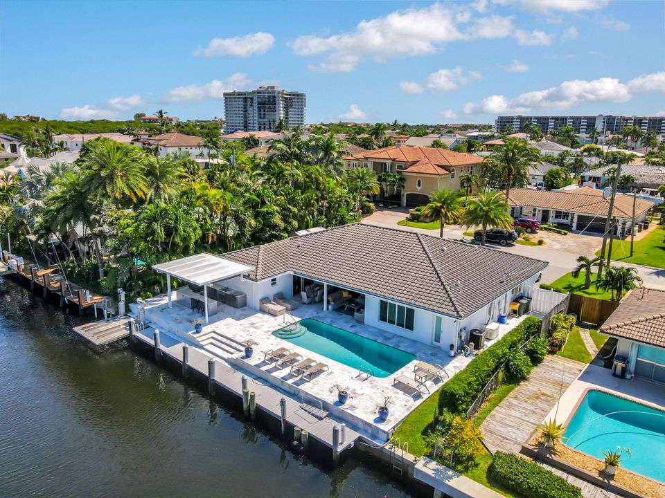 For Sale: $2,700,000 (4 beds, 2 baths, 2230 Square Feet)