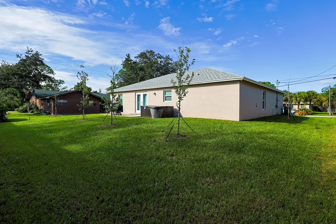 For Sale: $520,000 (3 beds, 2 baths, 1460 Square Feet)