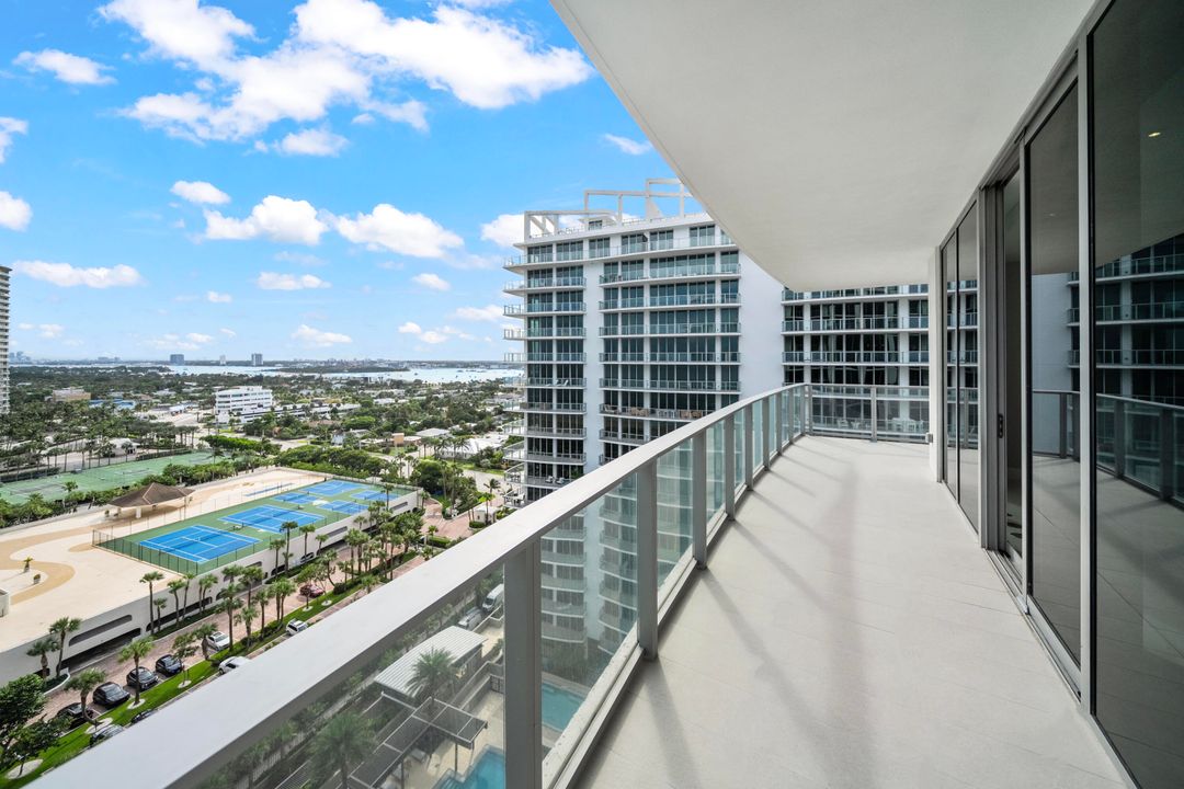 For Sale: $2,475,000 (2 beds, 2 baths, 1755 Square Feet)