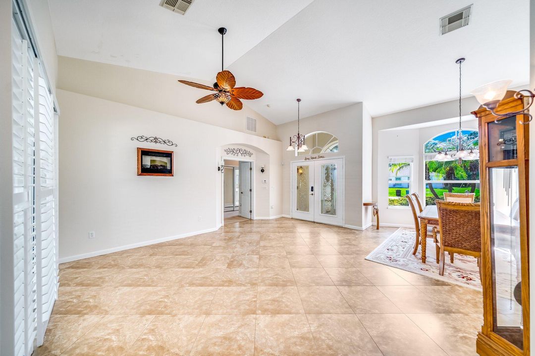 For Sale: $499,900 (3 beds, 2 baths, 2247 Square Feet)