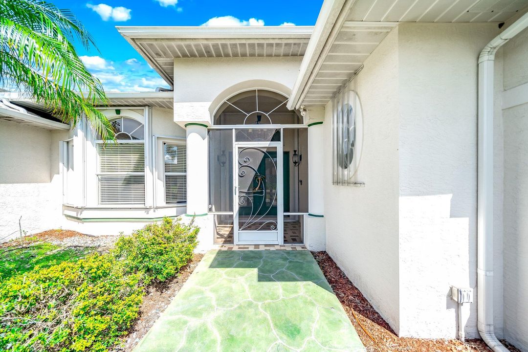 For Sale: $499,900 (3 beds, 2 baths, 2247 Square Feet)