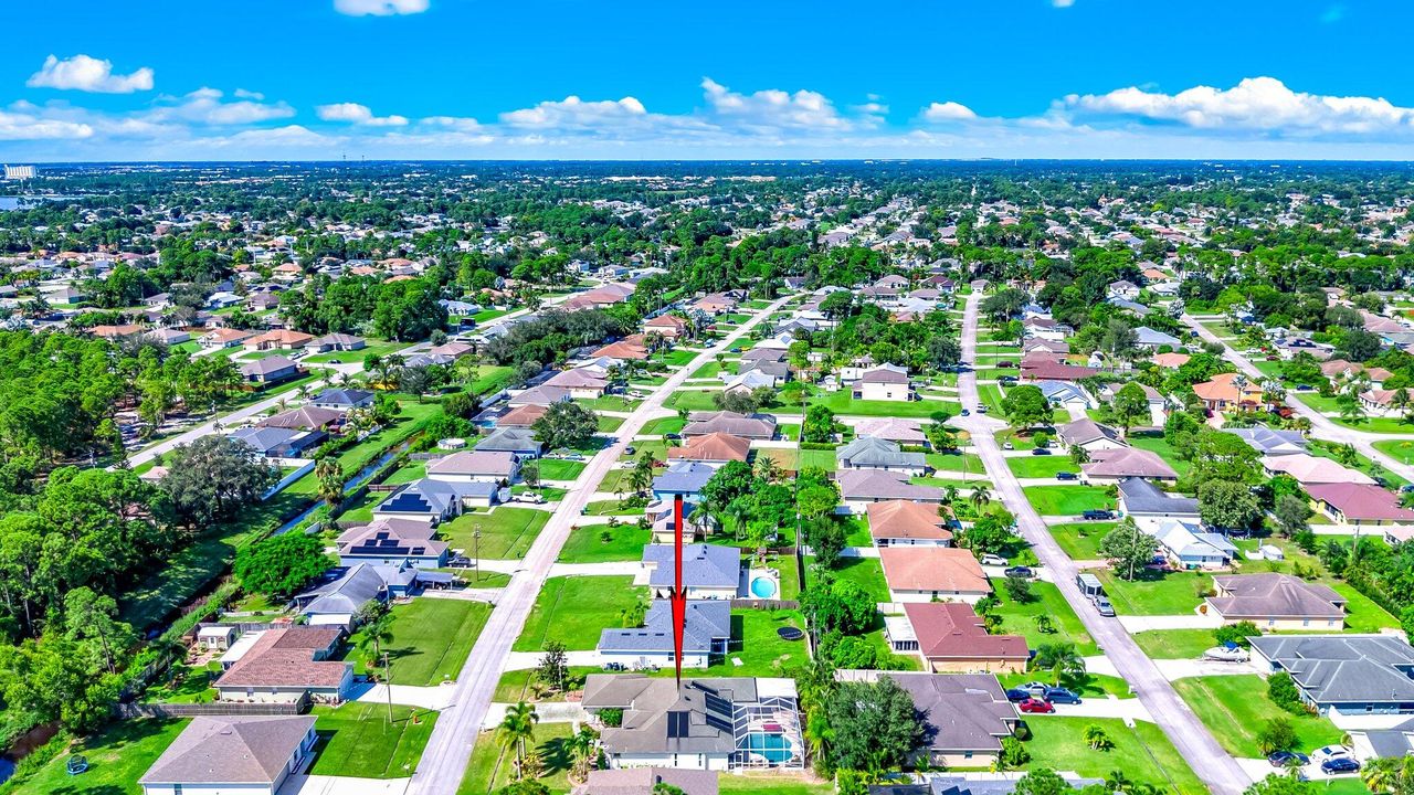 For Sale: $499,900 (3 beds, 2 baths, 2247 Square Feet)