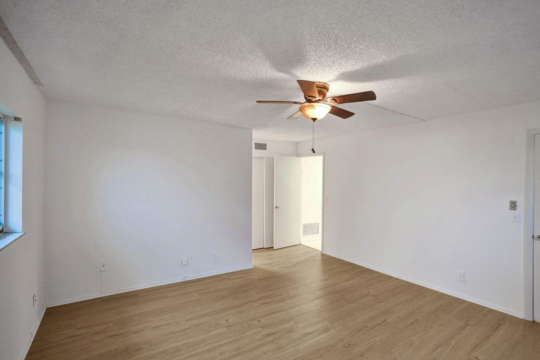 For Sale: $159,000 (2 beds, 2 baths, 1153 Square Feet)