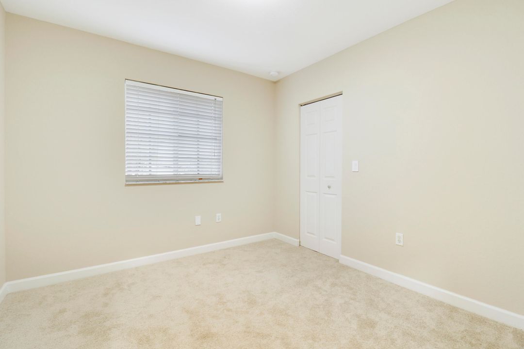 Active With Contract: $2,200 (3 beds, 2 baths, 1344 Square Feet)