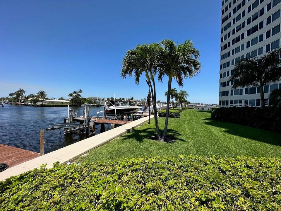 For Sale: $1,375,000 (3 beds, 3 baths, 1893 Square Feet)