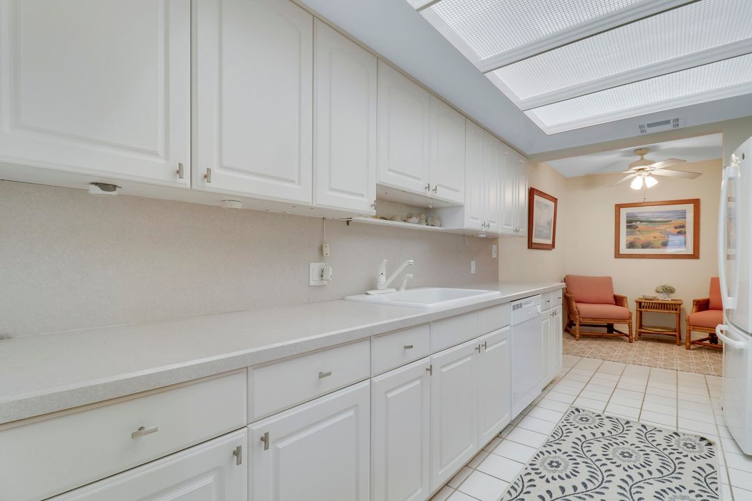 For Sale: $650,000 (2 beds, 2 baths, 1545 Square Feet)