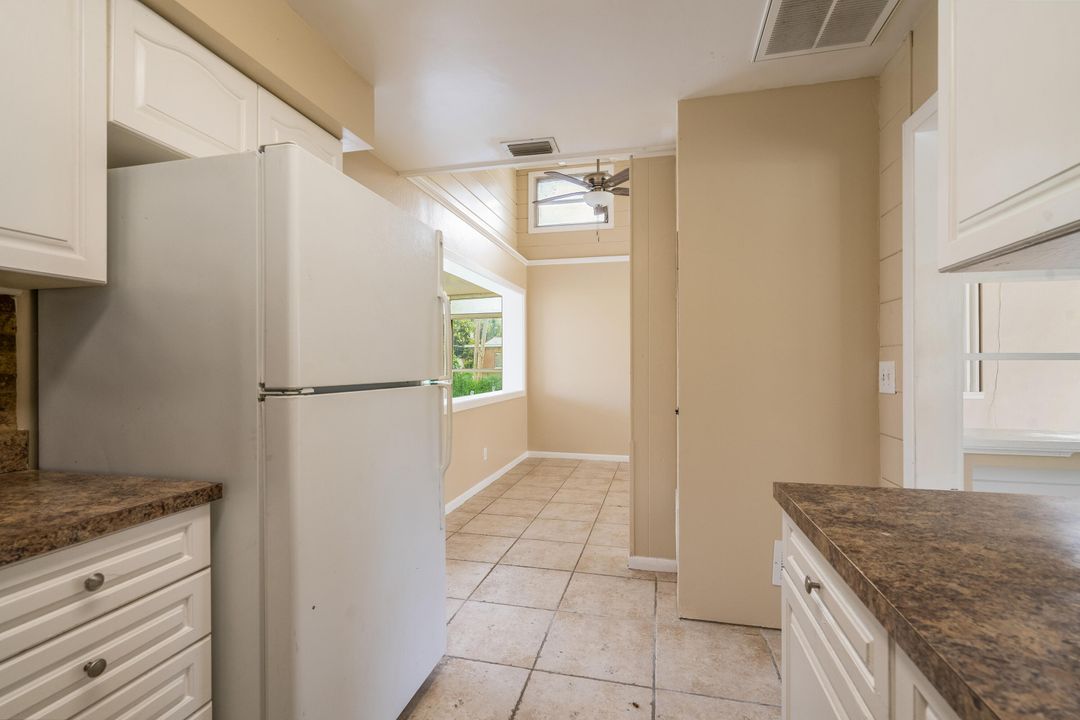 For Sale: $349,000 (4 beds, 2 baths, 1500 Square Feet)