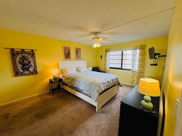 For Sale: $164,900 (1 beds, 1 baths, 741 Square Feet)