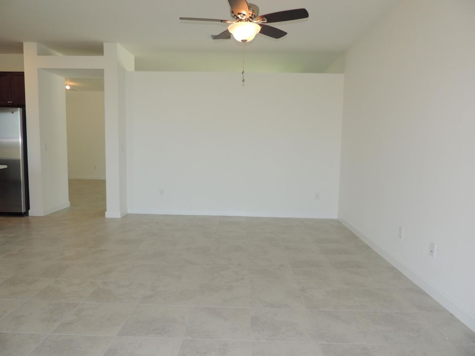 For Rent: $3,600 (3 beds, 2 baths, 2230 Square Feet)