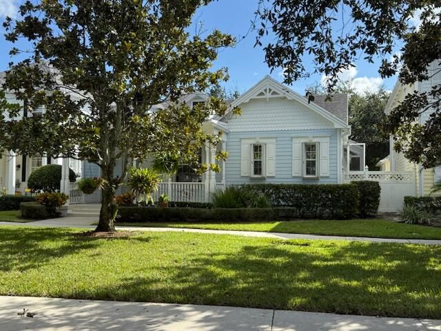 For Rent: $5,500 (3 beds, 2 baths, 2008 Square Feet)