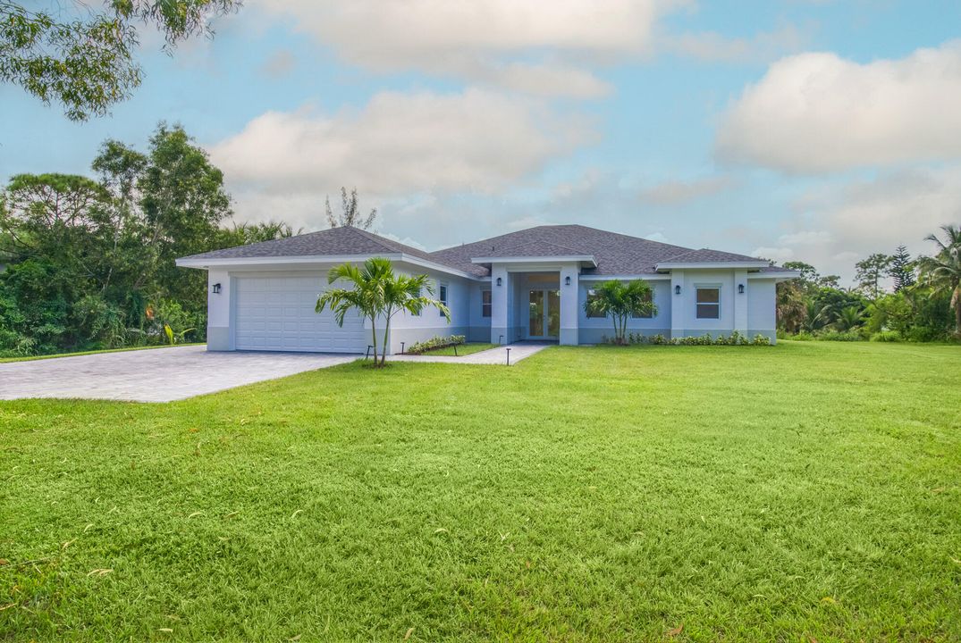 For Sale: $975,000 (3 beds, 3 baths, 2860 Square Feet)